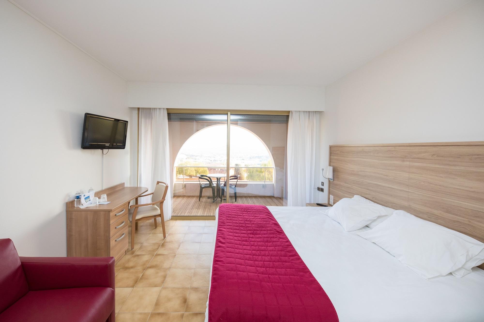 Domaine Des Gueules Cassees Hotel 3*